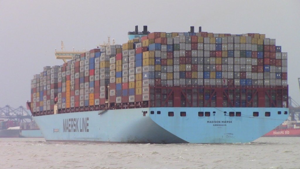 Sea freight to U.K.