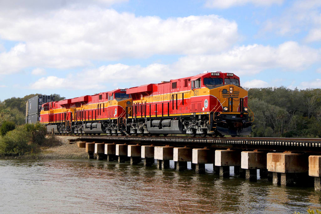 The characteristics of railway transportation of goods