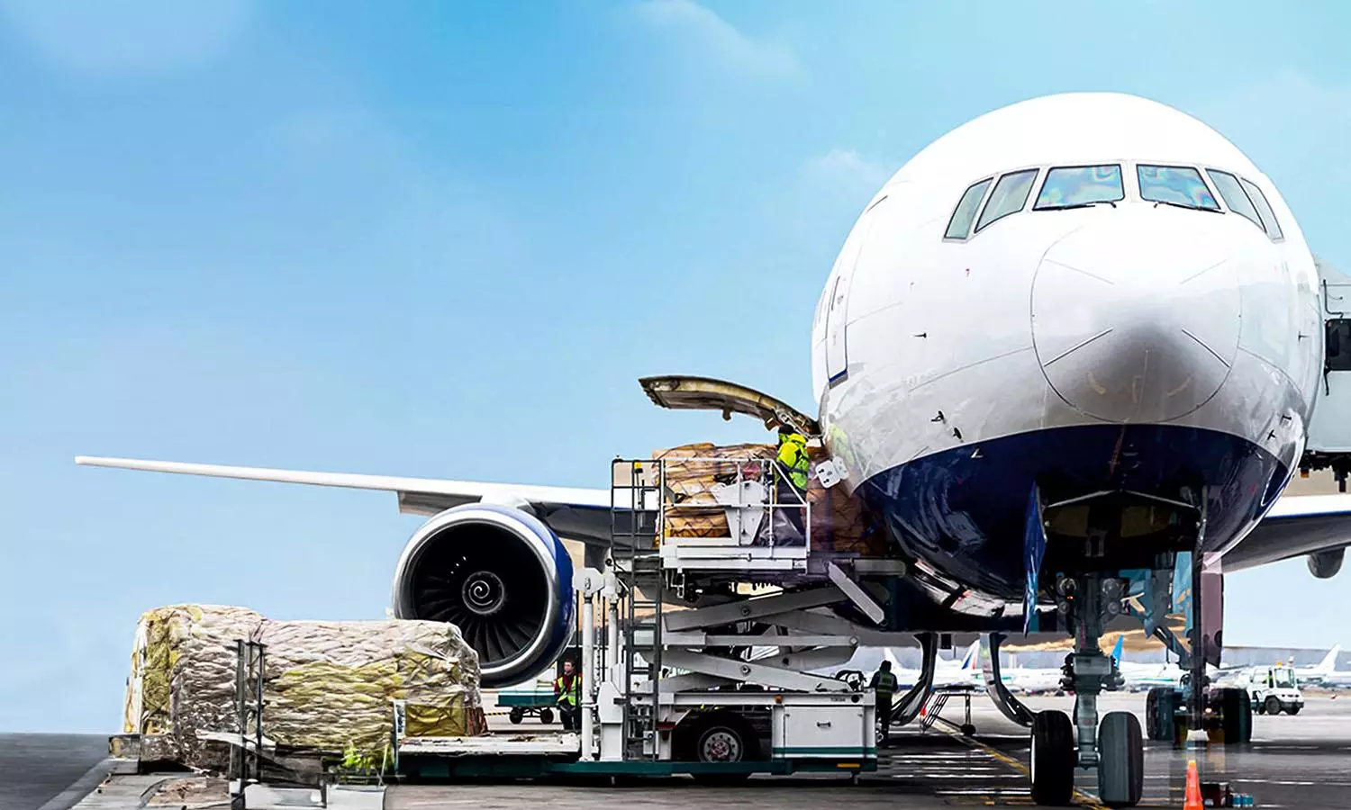 What Are the Main Advantages of Air Freight from China to Canada?