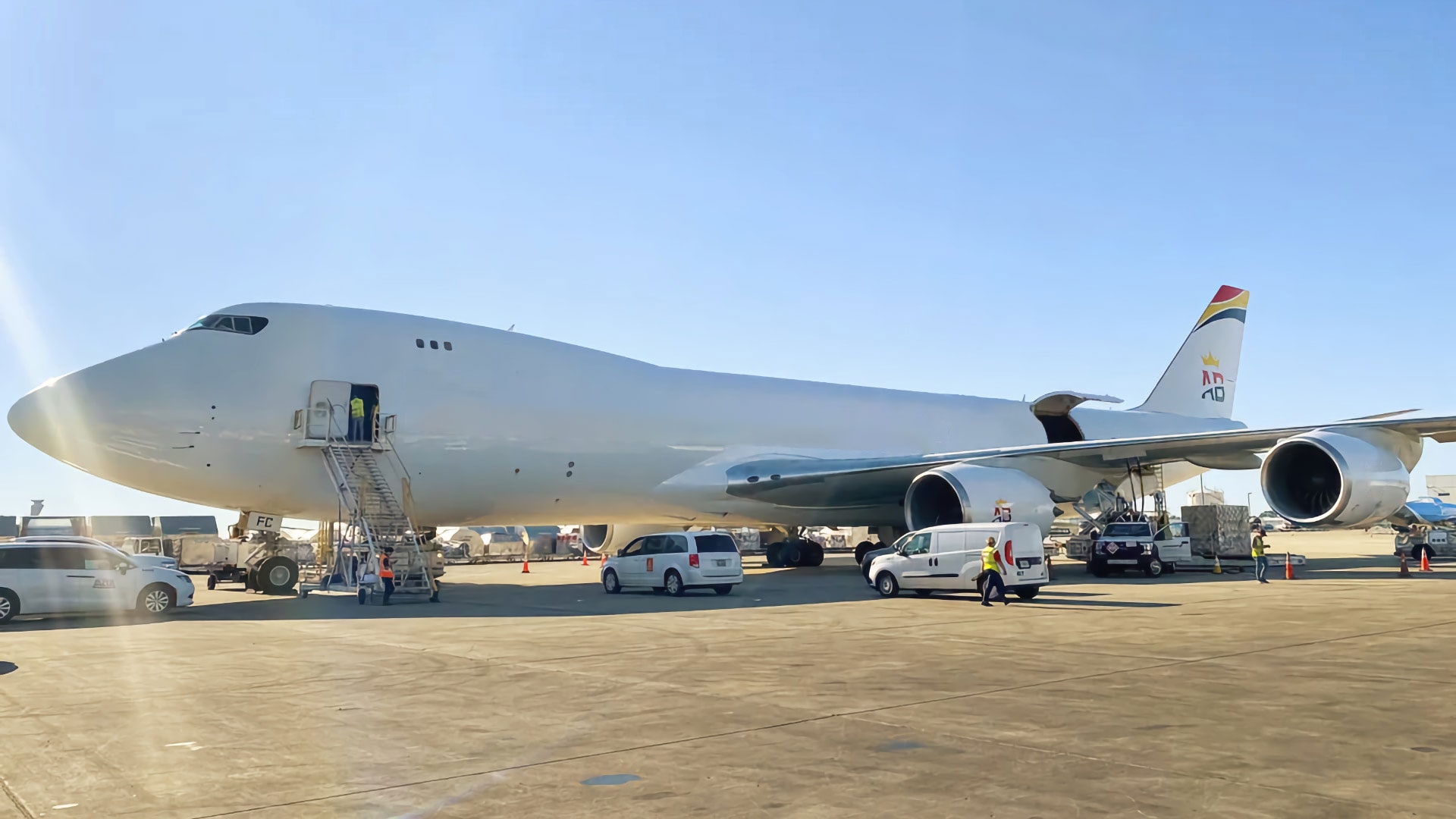 What Are the Current Air Freight from China to UK Prices?