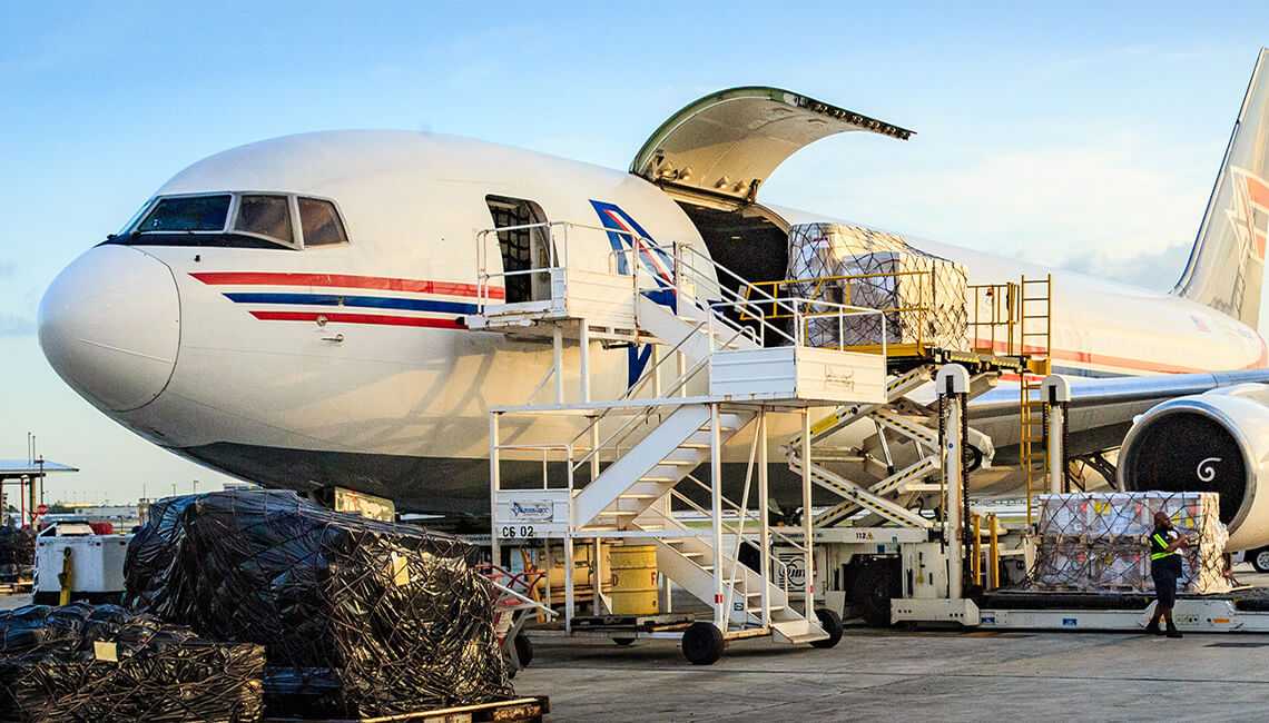 What Are Air Freight Charges from China to Dubai?