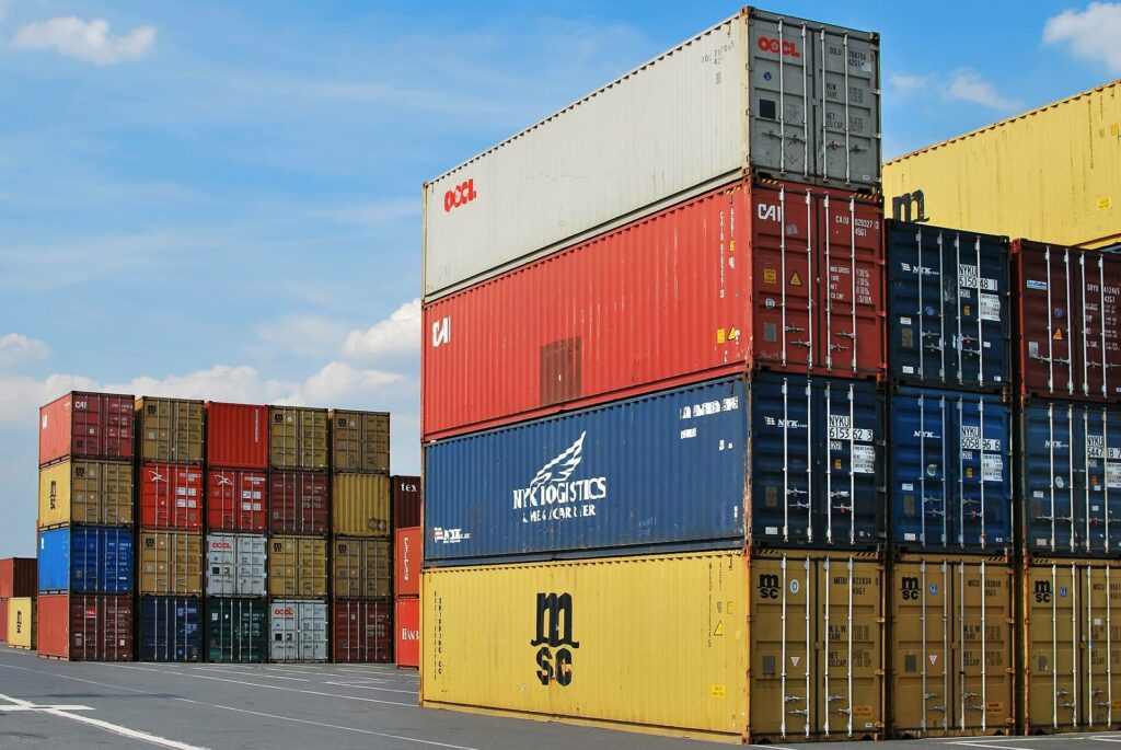 What Is FCL Door to Port Shipping from China to Seattle?