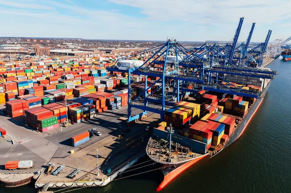 Why Use Reefer FCL for Shipping Auto Parts?