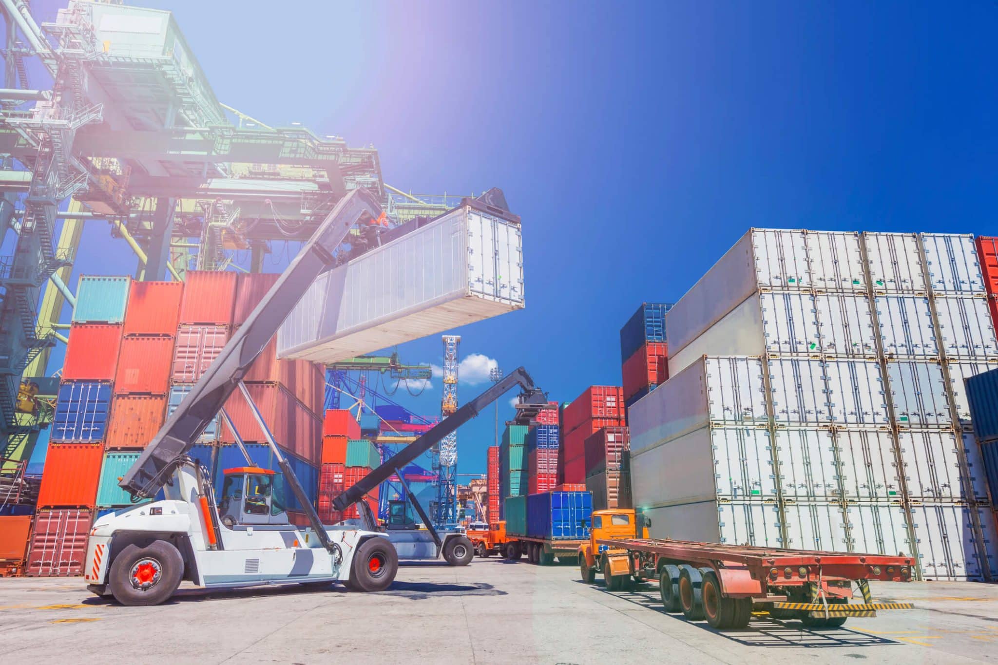 What Is FCL and How Does FOB Work in China-USA Shipping?