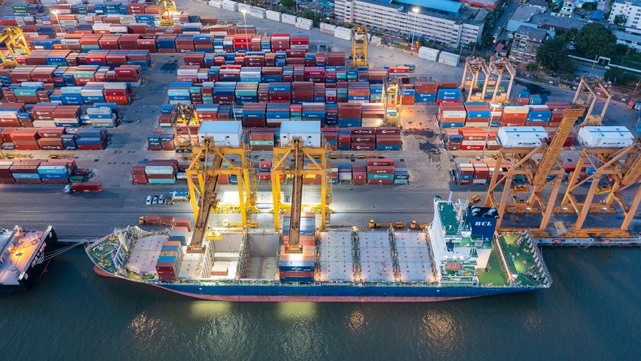 What Is a 20GP FCL and Why Is It Ideal for Shipping Electronics?